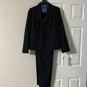Evan-Picone Dress Suit
